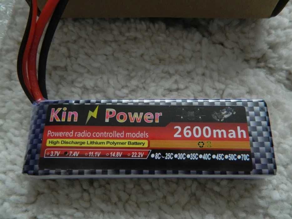 Wltoys 144001, 4x4, 60km/h, aku. 1500 mAh + dod. 2600 mAh