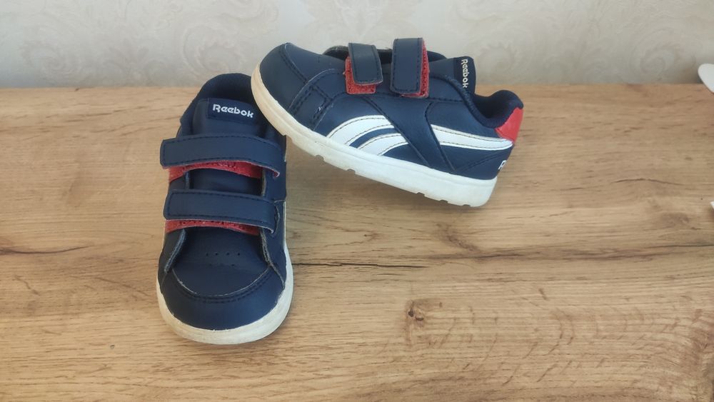 Кросівки дитячі Reebok 21,5 кроссовки детские