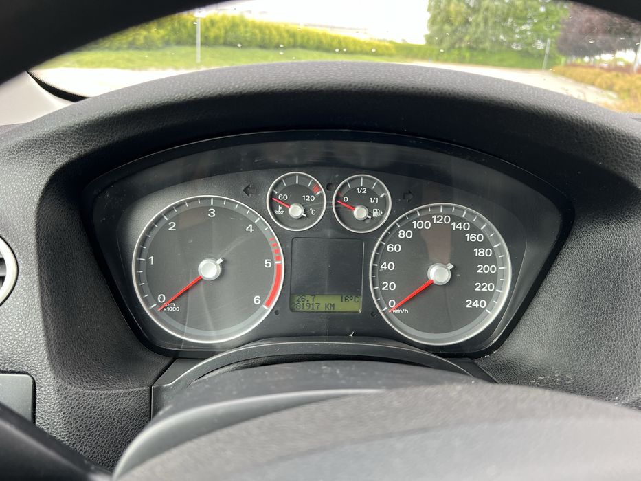 Ford Focus mk2. 1.8 tdci