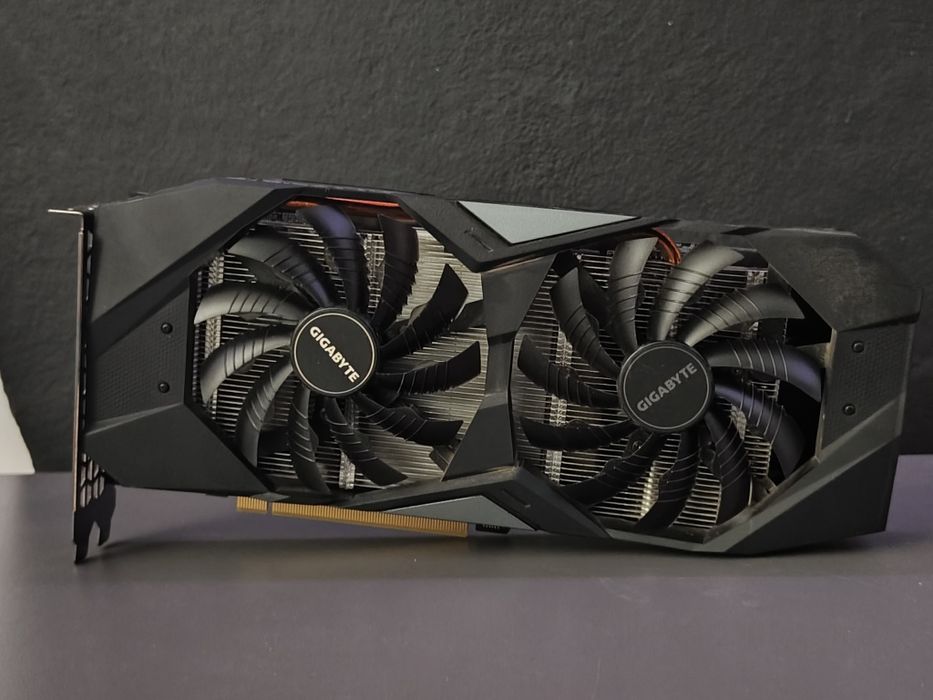 Відеокарта RTX 2060 Super 8GB