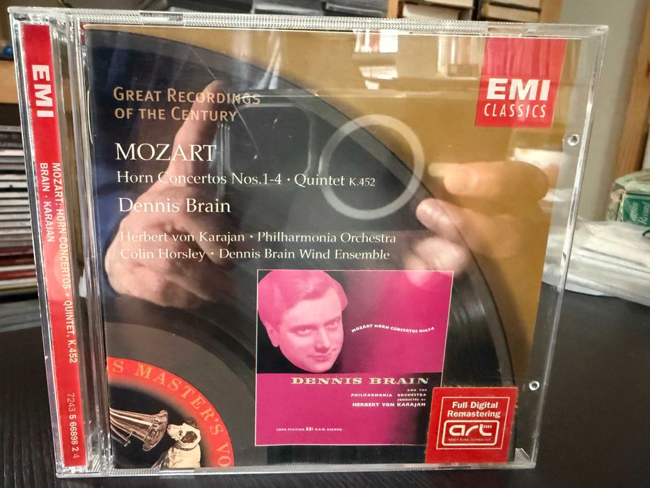 Mozart – Horn Concertos Nos.1-4, Quintet K.452 – Dennis Brain, Karajan