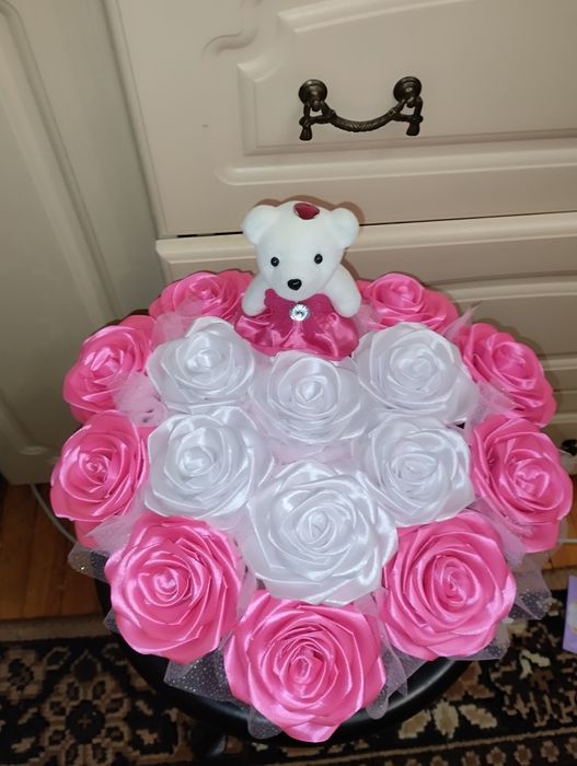 Букет на день закоханих з атласної стрічки