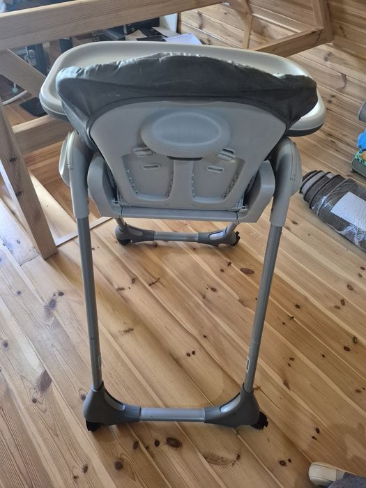 Krzeselko do karmienia firmy chicco. Tylko z odbiorem własnym.