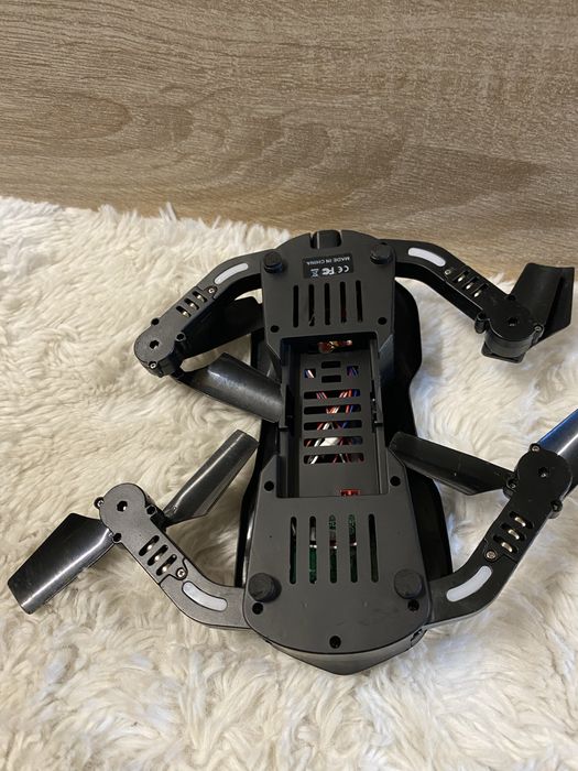 Dron Eachine E51 Foldable Drone.