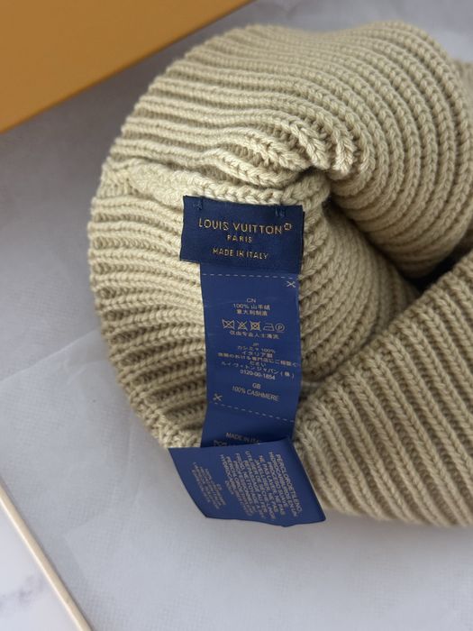 Шапка Louis Vuitton оригінал