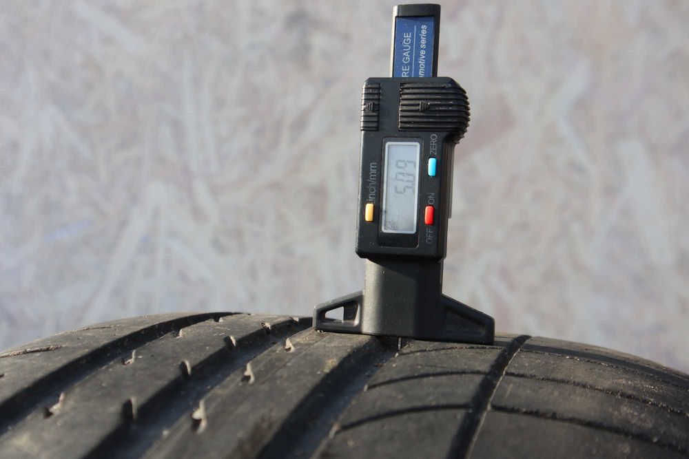 Пара літніх шин Goodyear Eagle F1 Asymmetric 3	255/40 R19