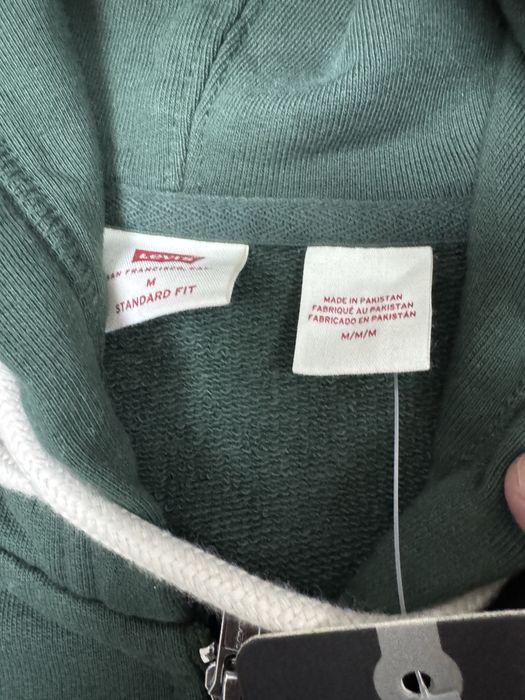 Чоловіче худі  Levi’s  зеленого кольору