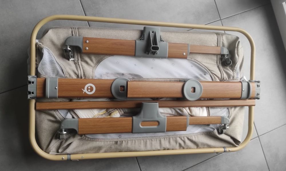 Łóżeczko momi Smart bed