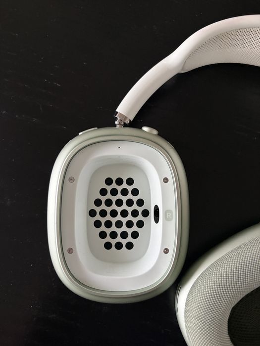 Sluchawki airpods max nauszne zielone 1 seria apple jak nowe