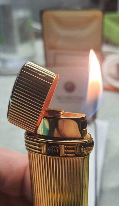 Запальничка, зажигалка Colibri