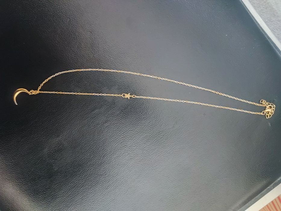 Fio dourado impecável