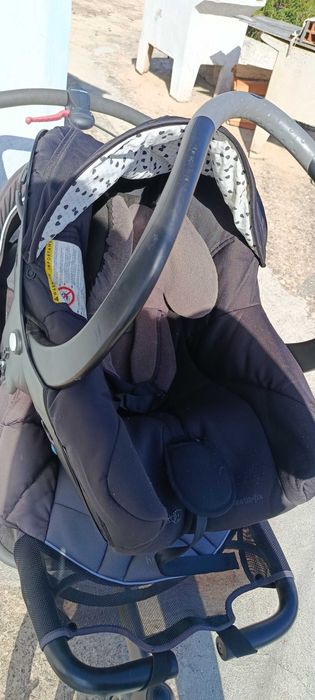 Carrinho bebe Confort com ovinhos Aljezur