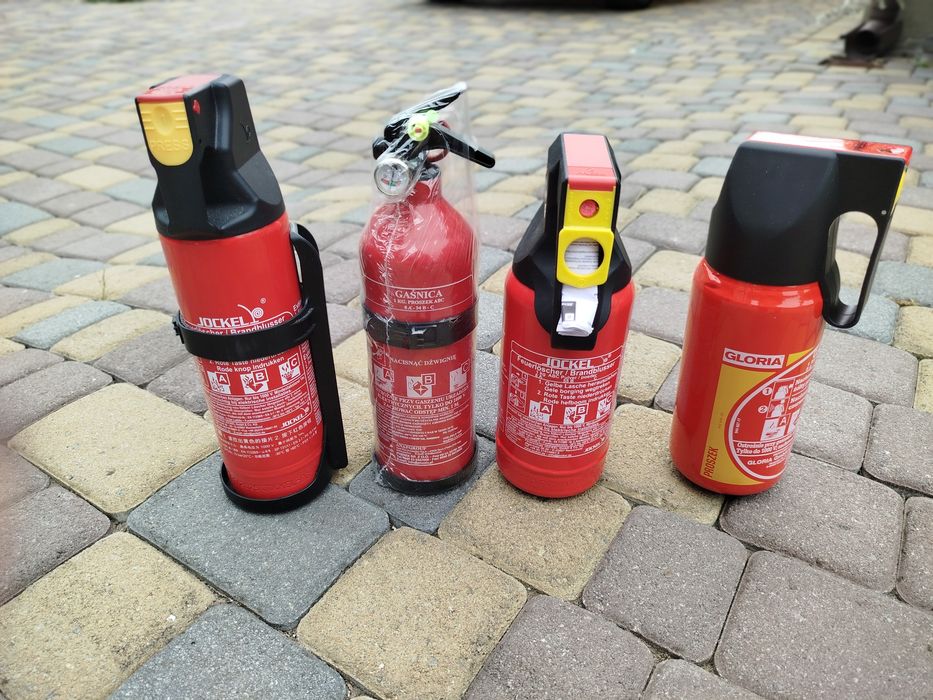Автомобільні вогнегасники німецькі Jockel, Gloria, Оптіма порошкові 1кг та 2кг з кріпленнями.Оригінальні.