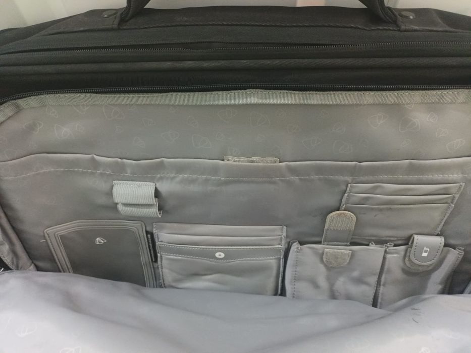 Mala para Portátil. Marca: Tech air.