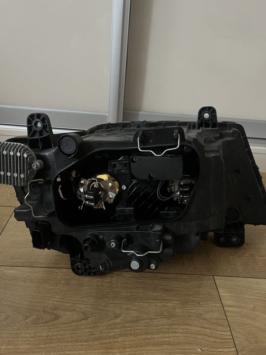 Lampa oświetleniowa lewa MAN