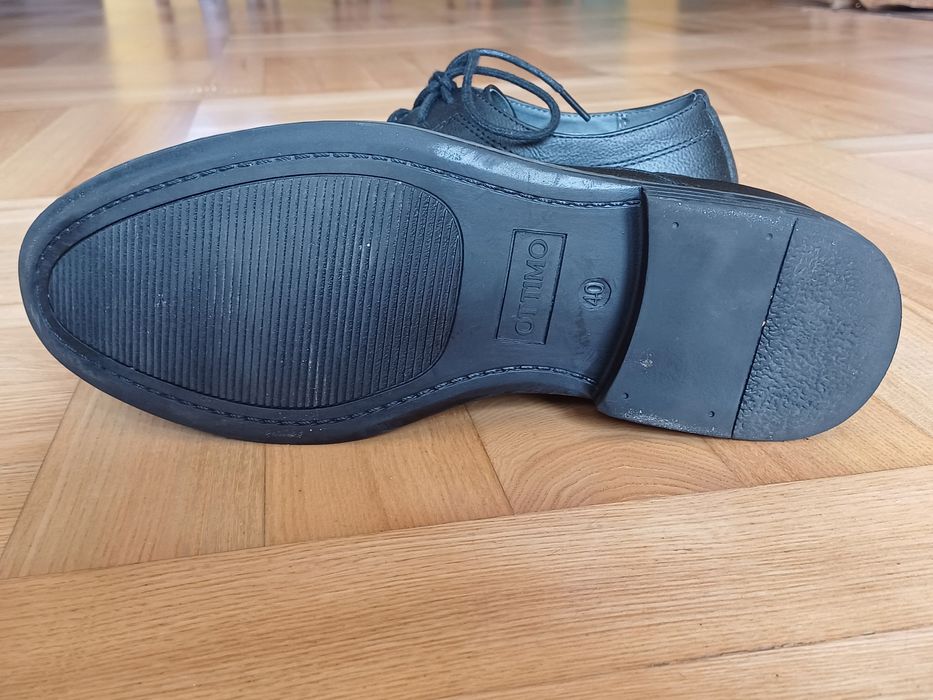 Buty eleganckie męskie rozm. 40