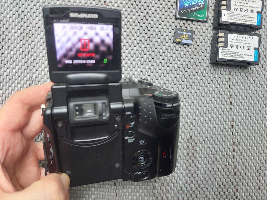 Цифровий фотоапарат Olympus Camedia C-5060