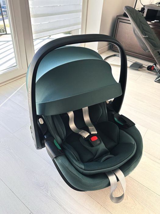 Maxi cosi 360 pro 2 z bazą isofix i wkladka