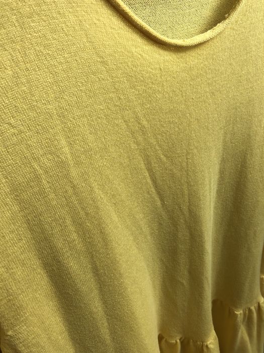 Bluzka z dłuższym bokiem żółta ZARA rozmiar S
