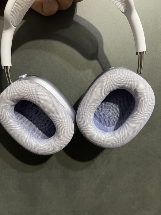 Apple AirPods Max Purple