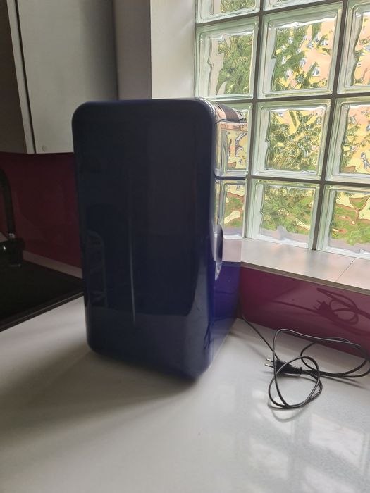 Mini lodówka  turystyczna 15l