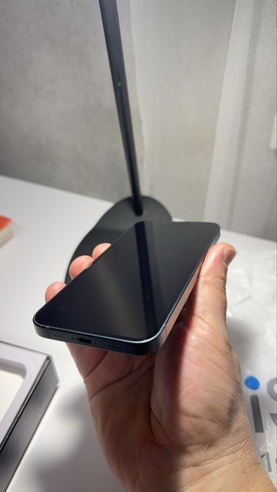 Продам iPhone 13 128gb