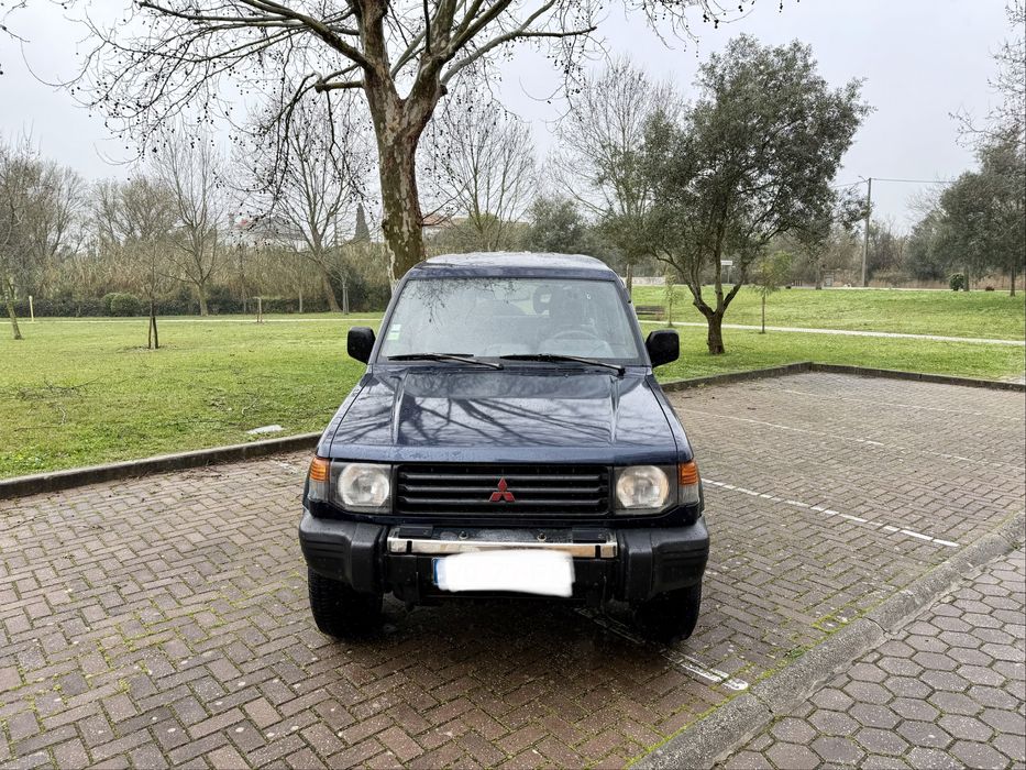 Mitsubishi  Pajero Longo 2.5 TD - 7 Lugares - 4x4 - Classe 1