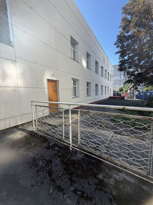 Без % Комерційна будівля 595 м² + земля у власності центр Фастова