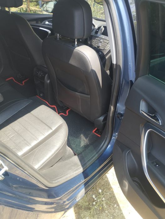 Опель інсігнія 2011р.в  4х4 2.0 дизель