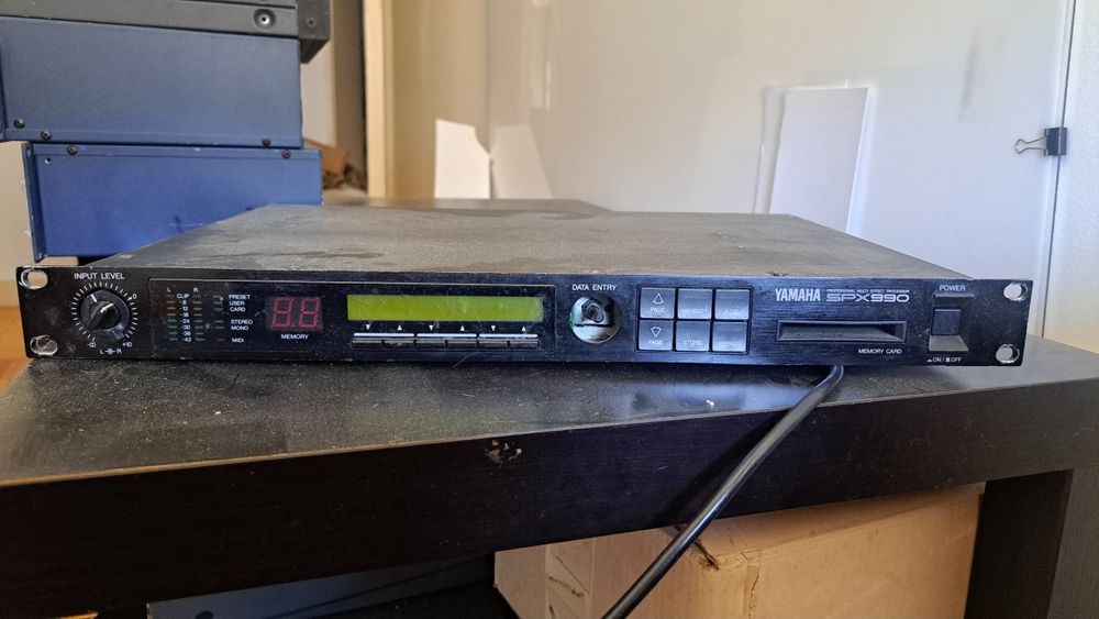 yamaha spx 990 multi efeitos