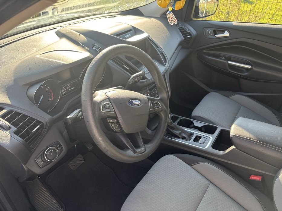 Ford Escape 2017 року