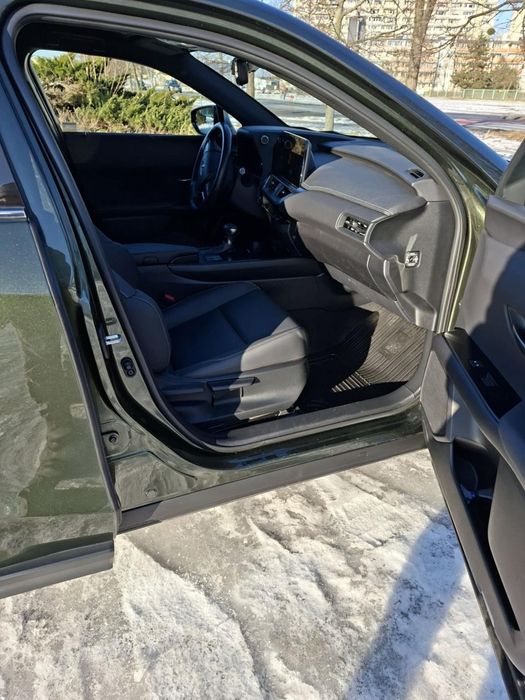 Lexus UX Pierwszy właściciel, stan idealny