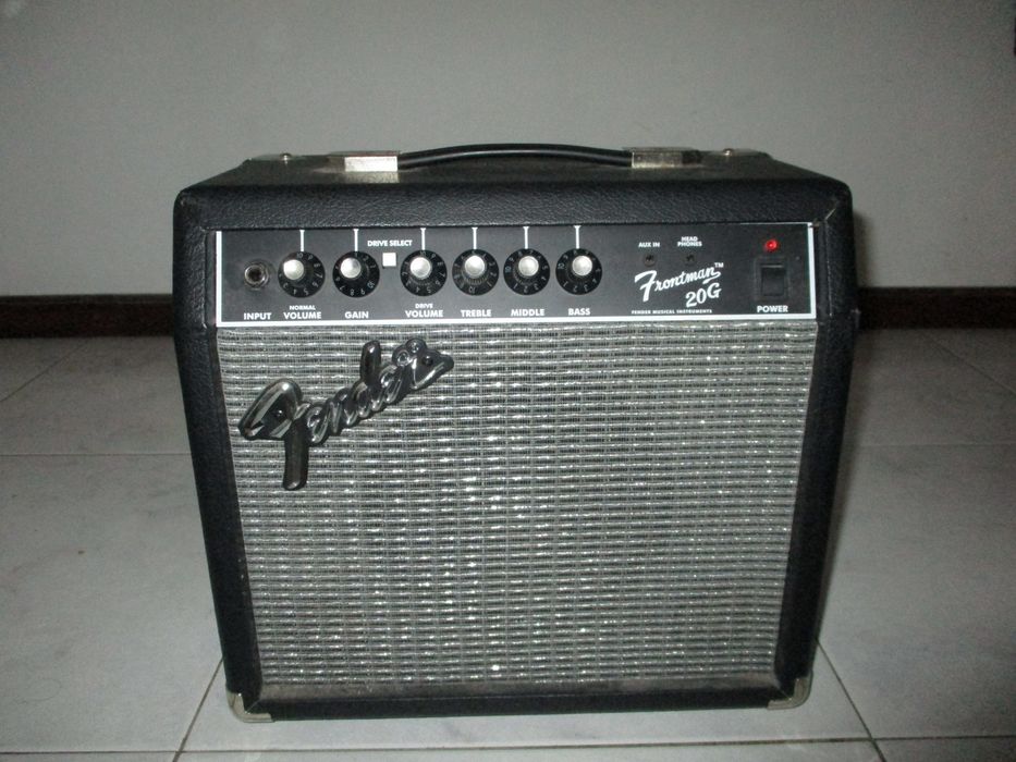 Amplificador Fender Frontman 20G