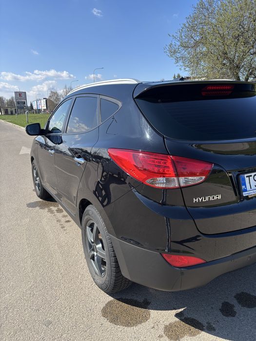 Hyundai  ix35 crdi 135 4x4 Premium+ 2 komplety kół z alufelgami