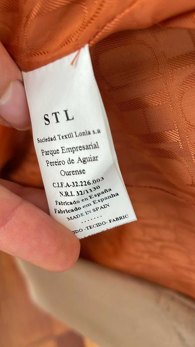 Casaco Carolina Herrera, camel