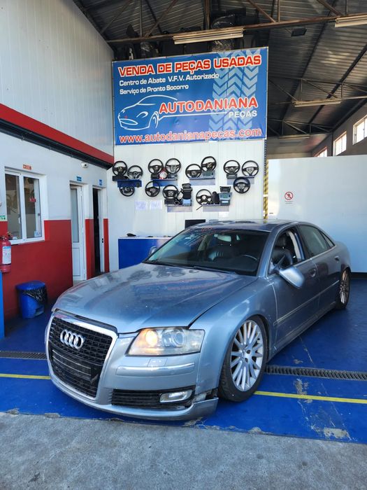 Audi A8  3.0 TDI de 2006 ás peças.