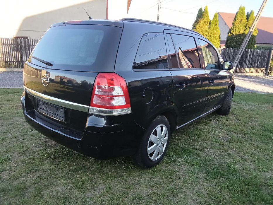 Opel Zafira 7osobowa oplacona