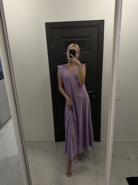 Плаття нове