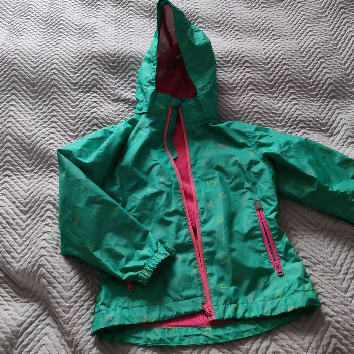 Kurtka przeciwiatrowa 128