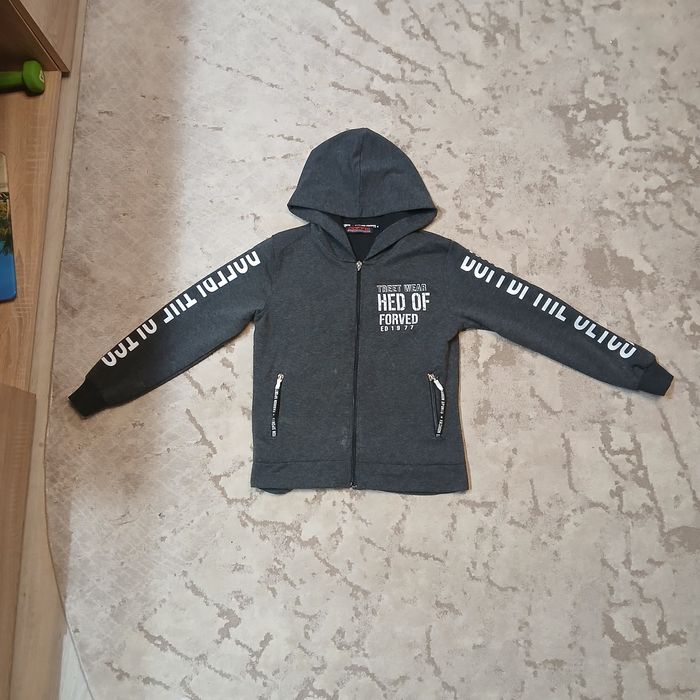 кофты с капюшоном для мальчика на рост 128 см / кофти для хлопчика