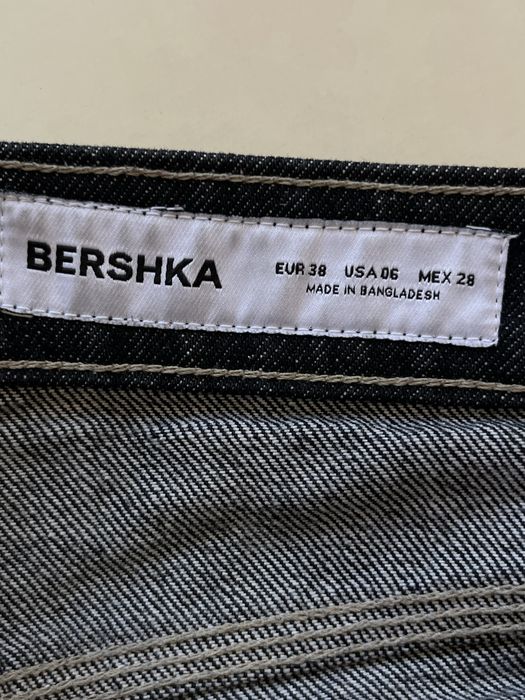 Джинси baggy bershka