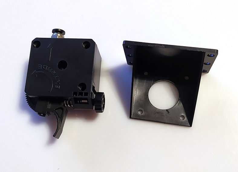 Титан екструдер чорний для філаменту  1.75 мм Экструдер Titan