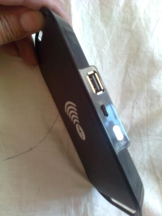 Ladowarka indukcyjna power bank Xenic cw 8613