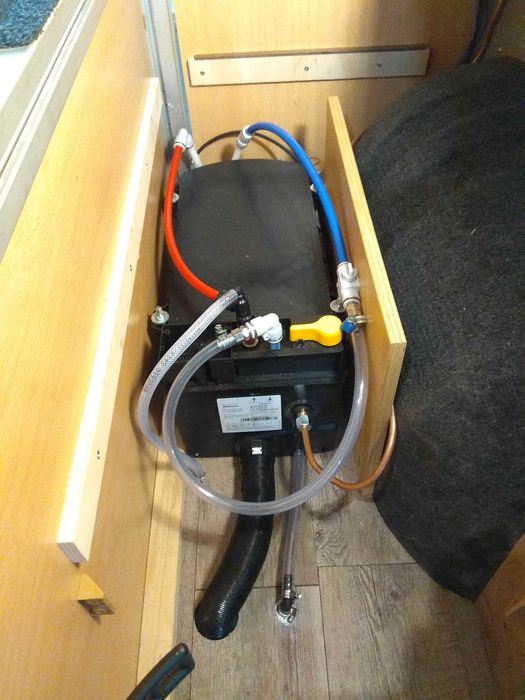 Reparação e adaptação de viaturas e autocaravanas