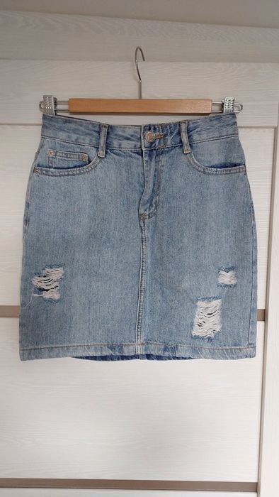 Jeansowa spódniczka mini Reserved