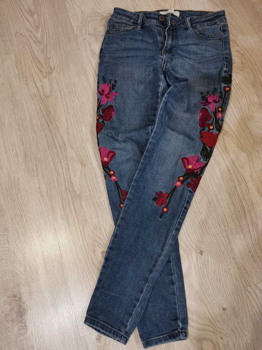 Spodnie jeansowe z motywem kwiatowym VivaCouture 36