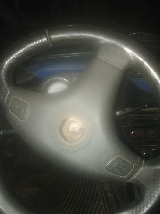 Продам ВАЗ-2103.