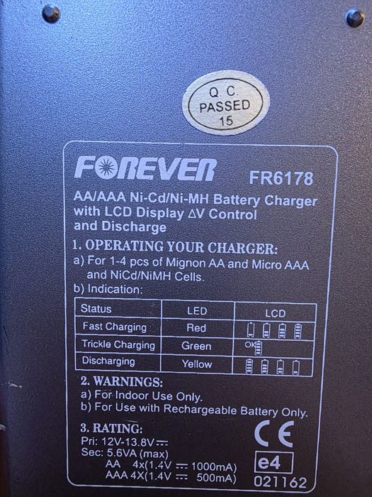 Ładowarka procesorowa FR6178 Forever AA oraz AAA