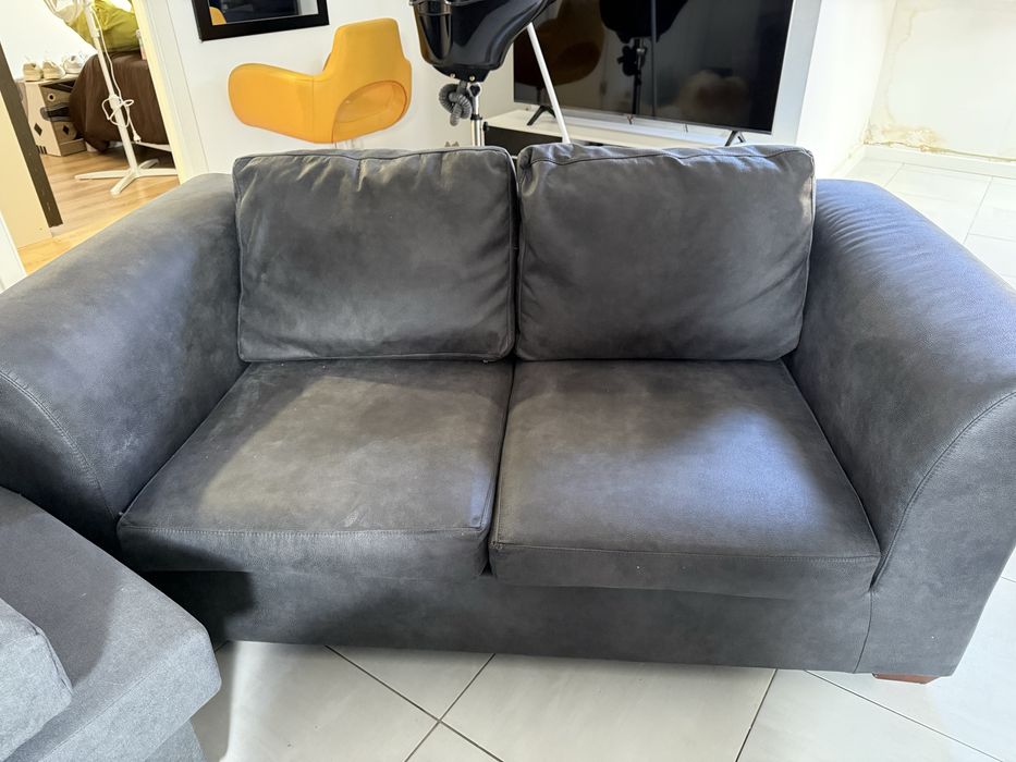 Sofa de dois ligares