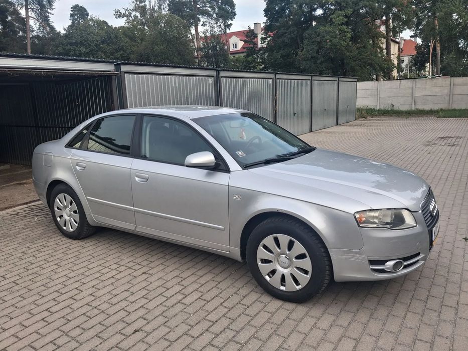 Audi A4Limousine